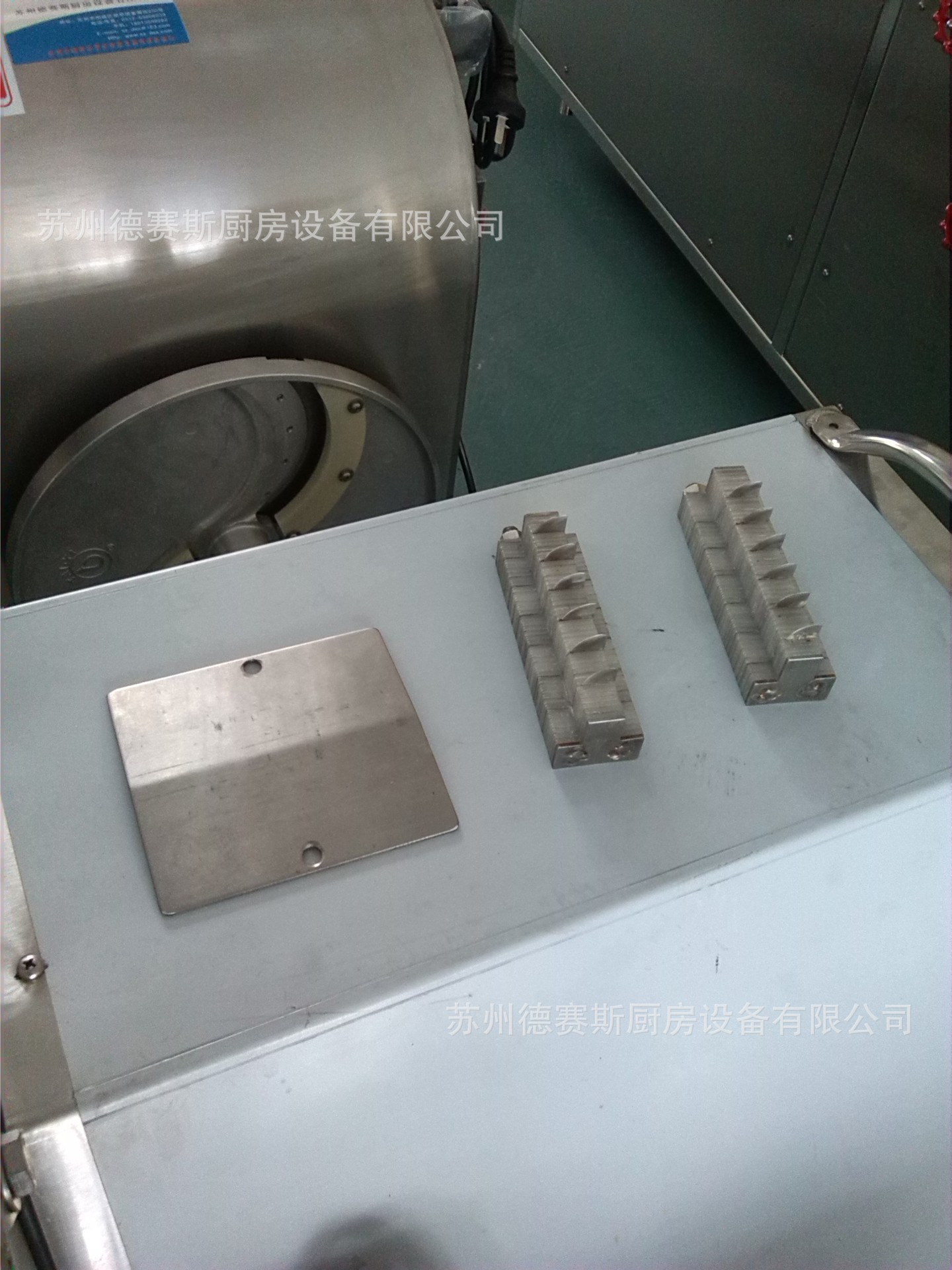 切薯條機(jī)土豆切條機(jī)肯德基薯條機(jī)麥當(dāng)勞薯條機(jī)切薯片機(jī)商用